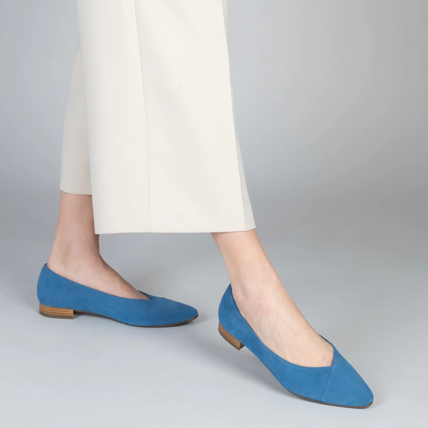 MARIE – Chaussures à Talon Bas Et Bout Fin BLEU 7 MARIE – Chaussures à Talon Bas Et Bout Fin BLEU – Image 6