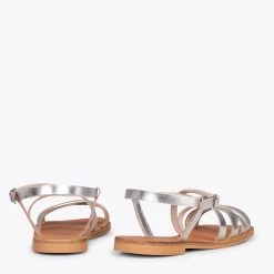 IXORA - Sandales Plates Pour Femme Avec Fermeture à Boucle ARGENTÉ 10 IXORA - Sandales Plates Pour Femme Avec Fermeture à Boucle ARGENTÉ -Vente De Chaussures DSC 3608 d9ac5ec8 2403 49ac 9712 4f7118dce181