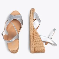 Vente De Chaussures -Vente De Chaussures DSC 4985 33ec4905 2003 415d a8fb 3a9013c2f807