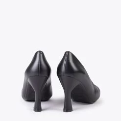 URBAN GLAM CARRÉ – Chaussures à Talon évasé NOIR -Vente De Chaussures DSC 9228 79f5c474 2efb 4f47 9bc1 4055ecd2a501