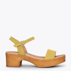 CALA - Sabots Avec Plateforme JAUNE