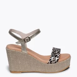 FASHION - Sandale Compensée Avec Plateforme En Raphia Et Métallique LÉOPARD DORÉ