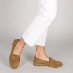 360 – Mocassins Avec Masque Et Compensé Interne CAMEL 14 360 – Mocassins Avec Masque Et Compensé Interne CAMEL -Vente De Chaussures WHISKY 44751ced dcf2 47b6 891d a5bb948e3e33